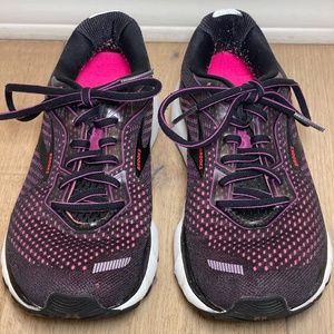 Brooks Ghost 12 Women’s Size 7.5 Purple Running Shoes